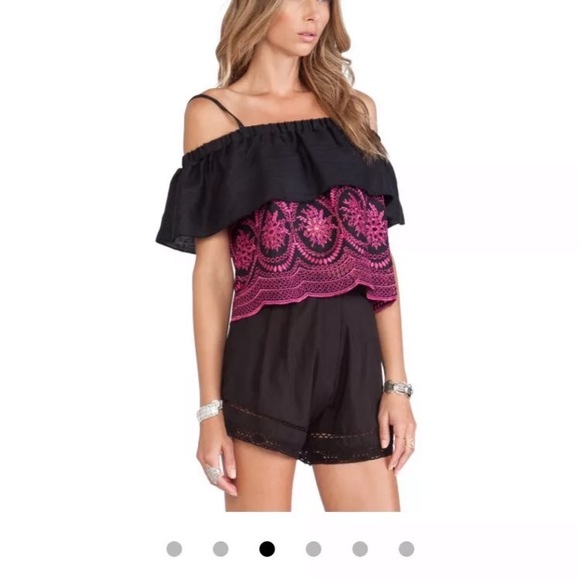 TULAROSA 'Tally' Eyelet Ruffle Top Black Fuschia - Picture 3 of 7